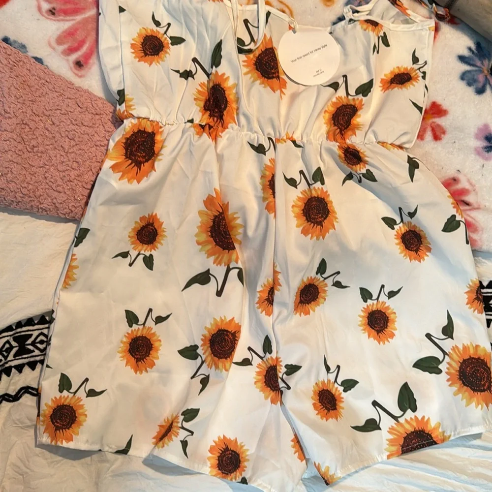Romper - Picture 7 of 7